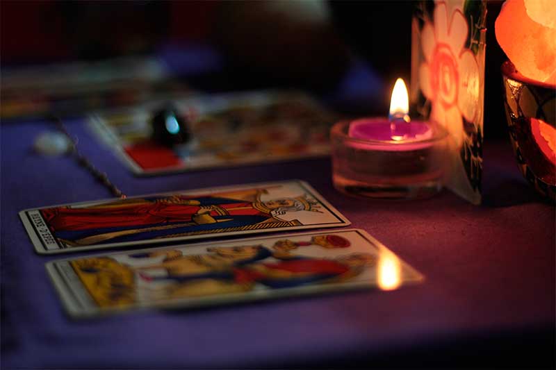 Cómo aprender a leer las cartas del Tarot y cuáles son las claves